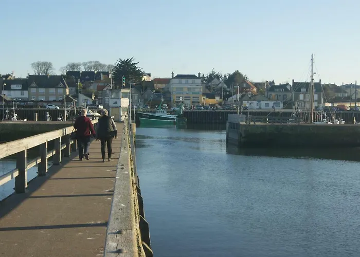 Centre A 100m De La Plage, Pour 20 Personnes Holiday home *